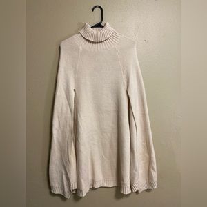 Uniq Designed by USA Sweater/Size S/M/Color Cream